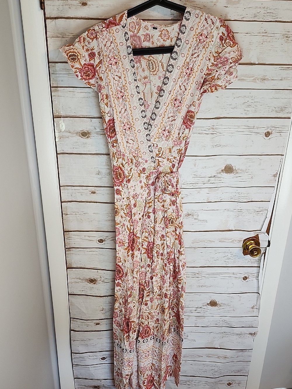 Bohemian Floral Wrap Maxi Dress in Cream and Dusty Rose Size Small